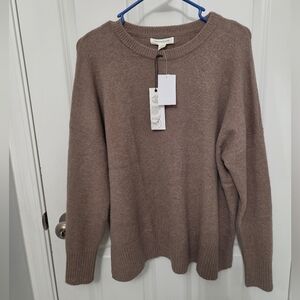 TREASURE & BOND Women's Crewneck Pullover Knit Sweater Color Taupe Size M
